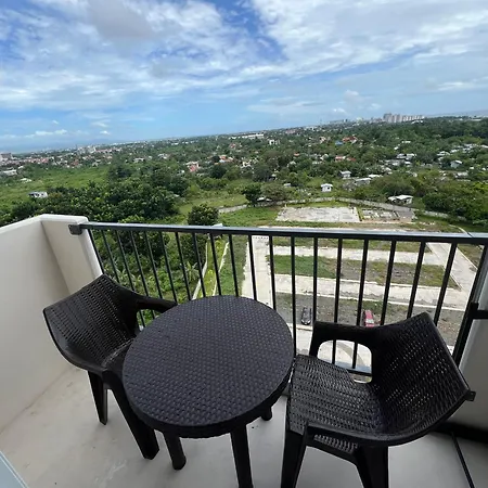 Seaview Condo Near Airport