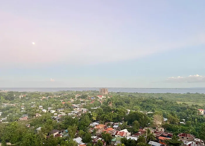 Seaview Near Airport